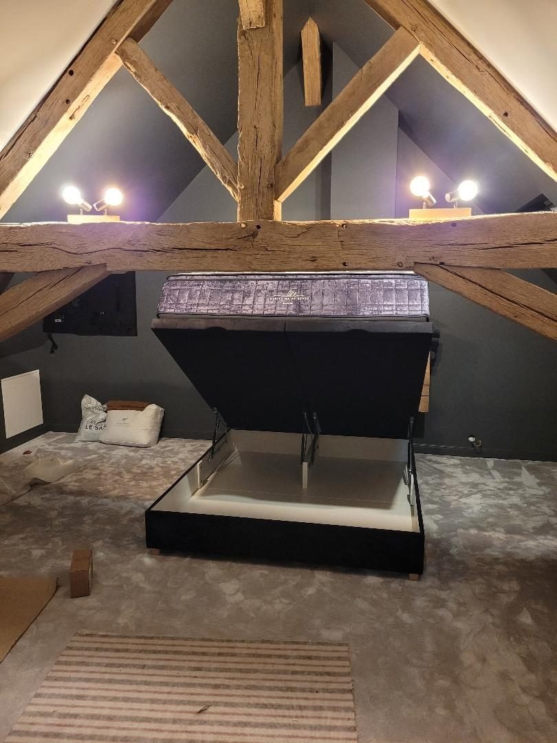Ensemble matelas et sommier installé par Maison de la Literie à Coulommiers